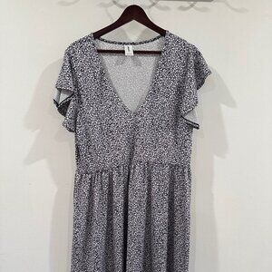 Abound Black & White Floral Skater Dress - Size Large